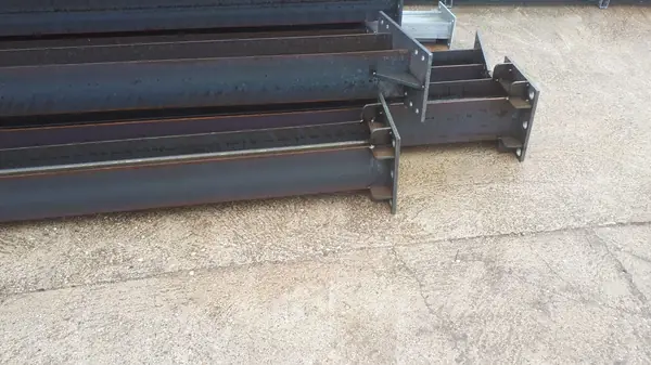 Carpenteria metallica montata in cantiere a Verona